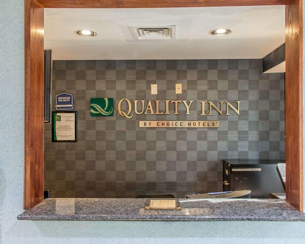 פלורל פארק Paramount Inn מראה חיצוני תמונה